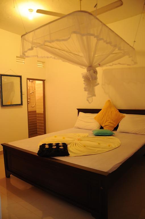 Thenu Rest Guest House Galle Cameră foto